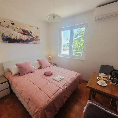 Apartments Blazevic 奥米沙利 外观 照片