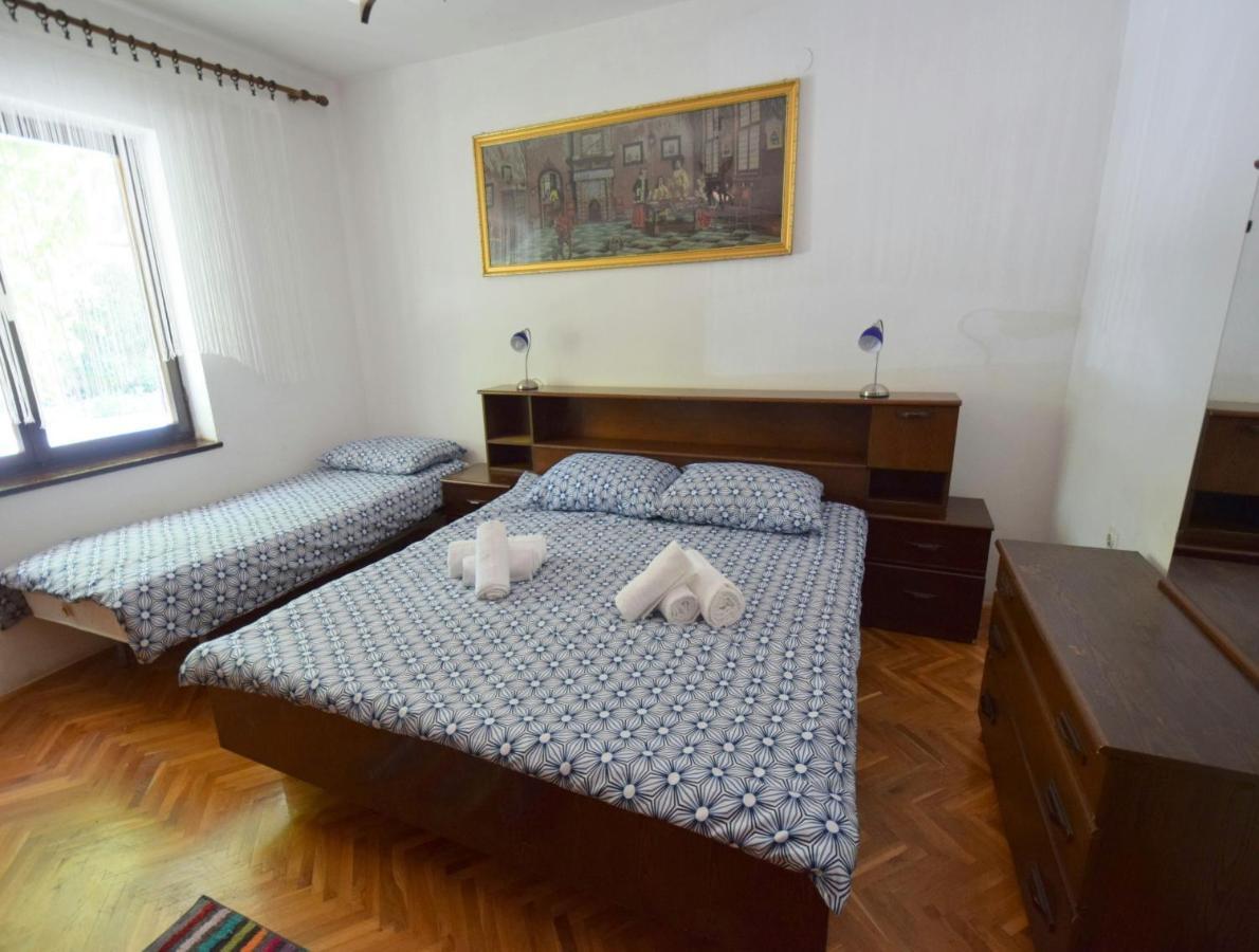 Apartments Blazevic 奥米沙利 外观 照片