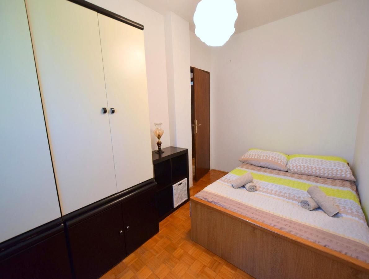 Apartments Blazevic 奥米沙利 外观 照片